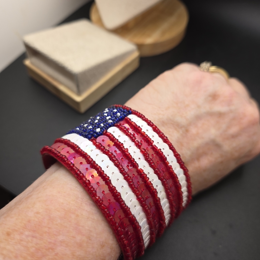 Patriotic Sequin Bracelet (2340)